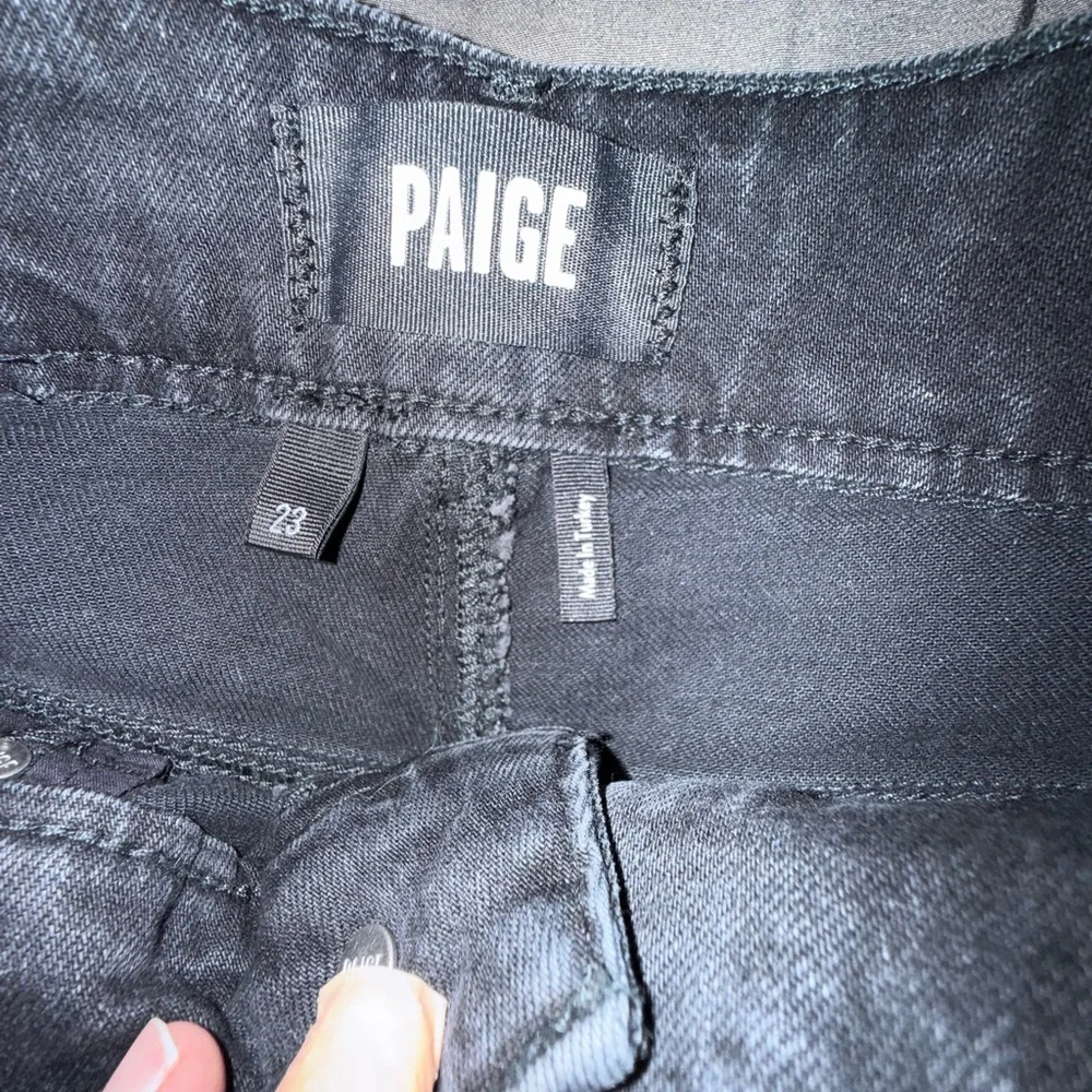 PAIGE viper black distressed High-Rise Wide Leg Jeans Sasha - Picture 4 of 10